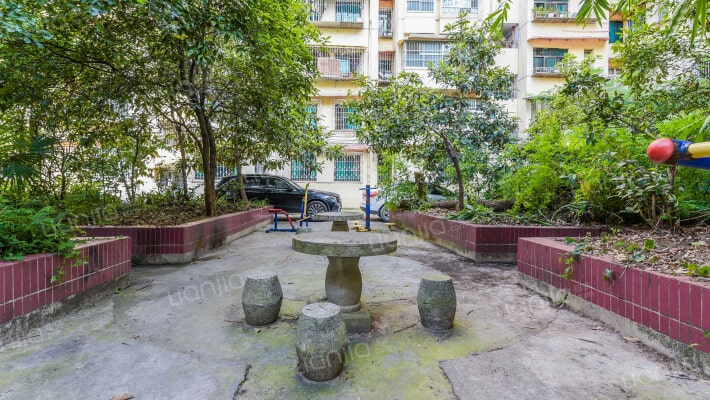 地矿局机关大院外景图