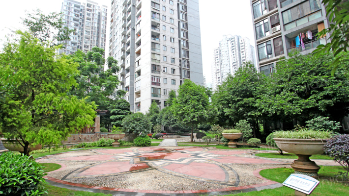 珠江太阳城C区外景图