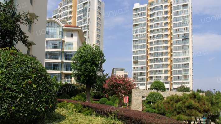 瑞源名嘉城外景图