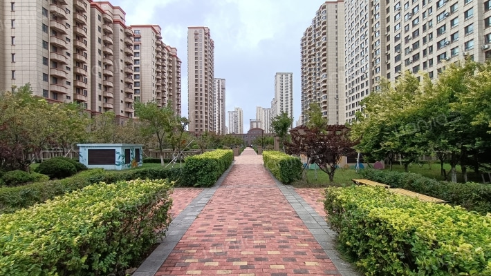 山河滨海花园外景图