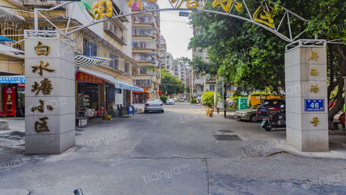 白水塘小区外景图