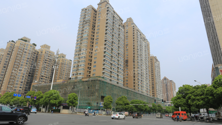 上河国际B区外景图