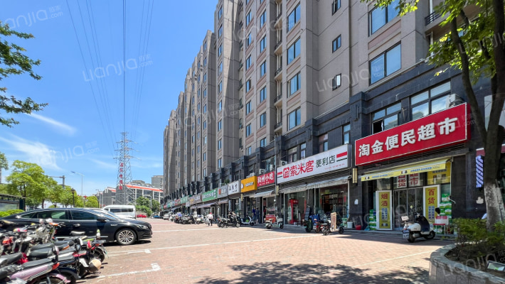 四季嘉园外景图