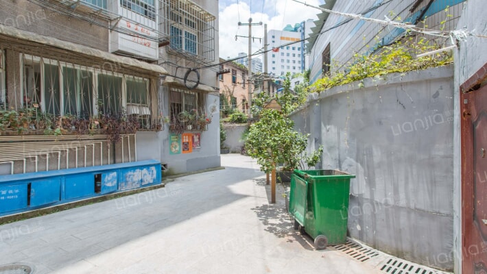 新华巷25号院外景图