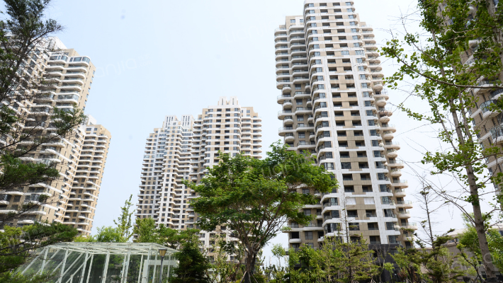 海滨假日花园小区外景图