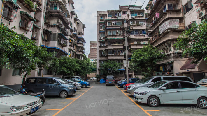 红牌楼北街16号院外景图