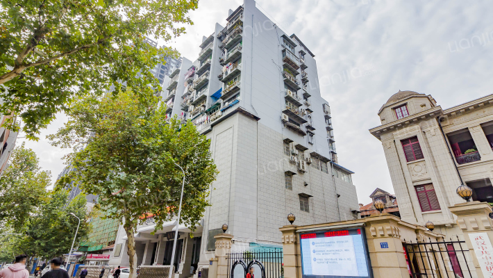 曲艺综合楼外景图