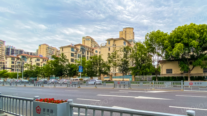 梅里香舍外景图