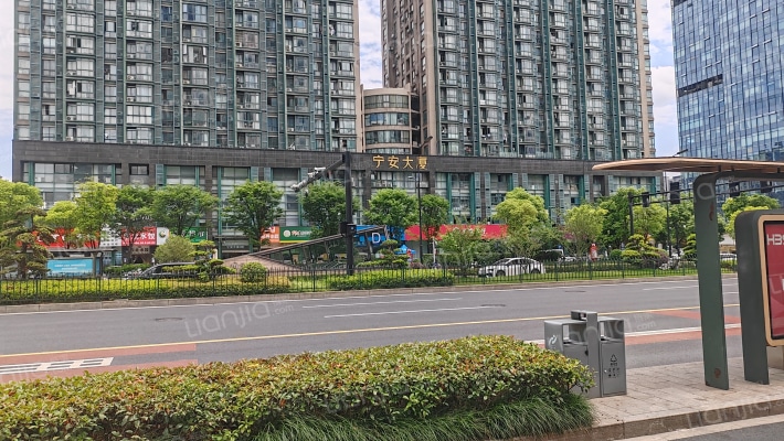 宁安大厦外景图