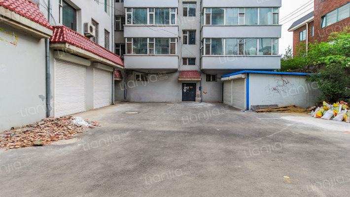 中央人民广播电台吉林记者站住宅楼外景图