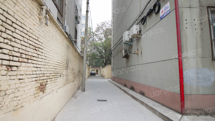 公路段家属院外景图