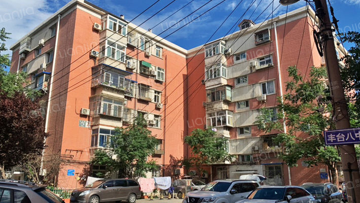 北大地一里外景图