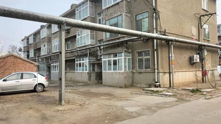 发电厂宿舍外景图