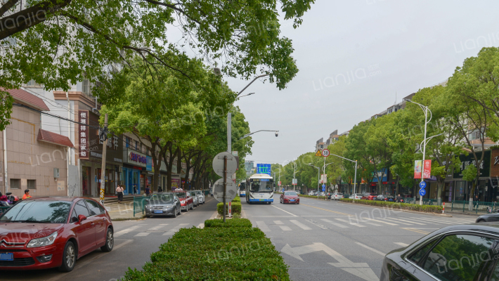 东方城市豪庭外景图