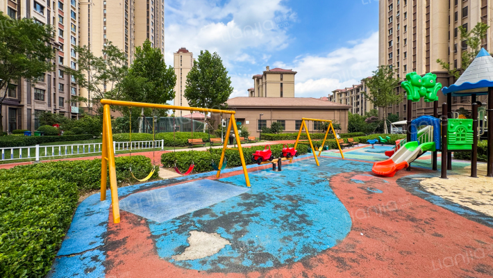 世茂璀璨公园外景图