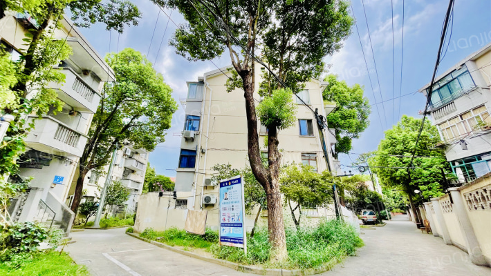 荣院家舍外景图