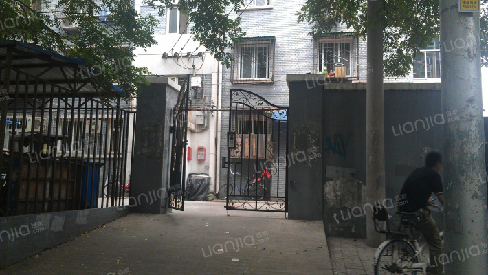 西三环北路89号院外景图