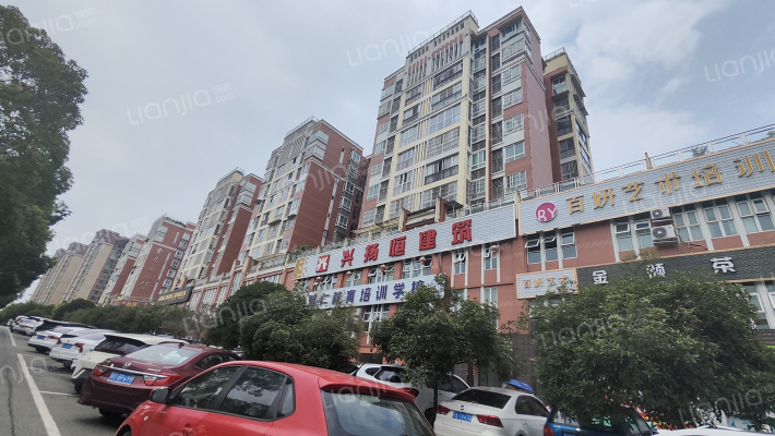 金泉秀岭A区外景图