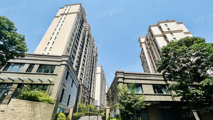 西江华府四区外景图