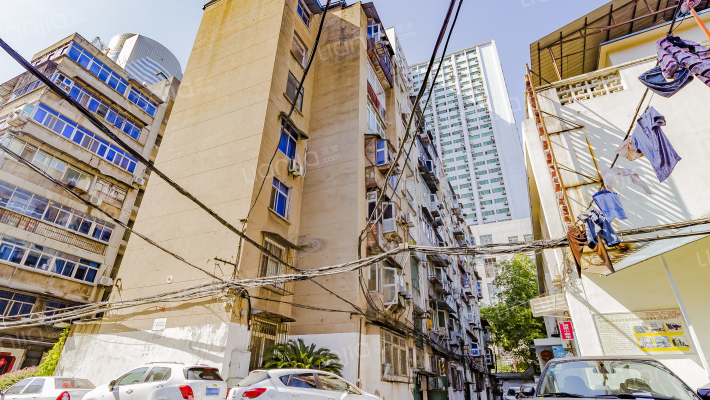 广播大院外景图