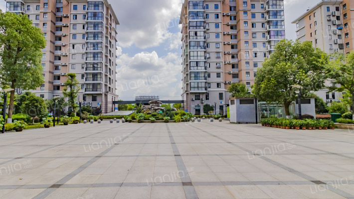 舜辰老年公寓外景图