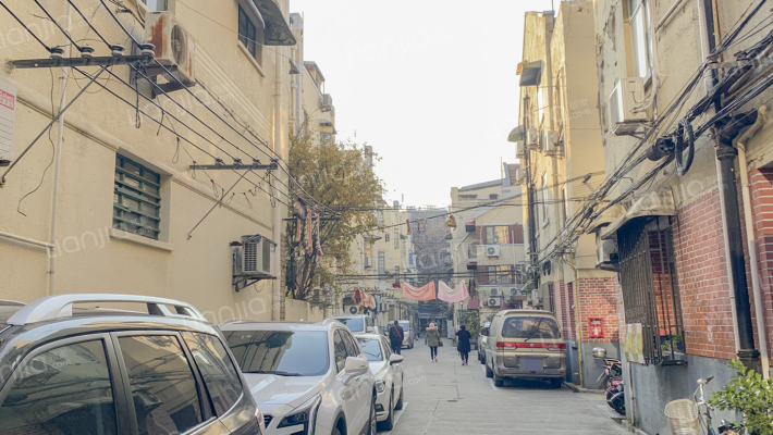 信和别墅外景图