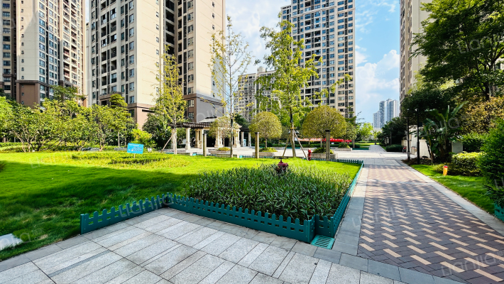 佳兆业广场愉景湾外景图