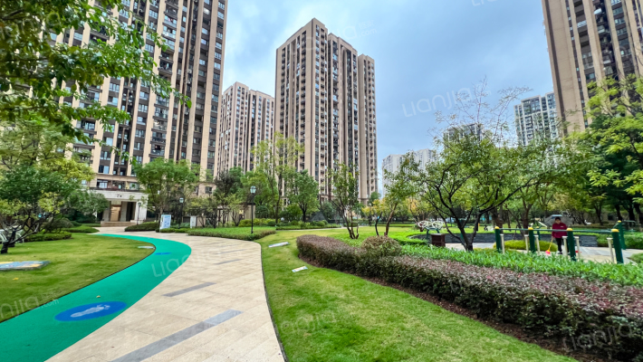 联发龙洲湾一号A区外景图