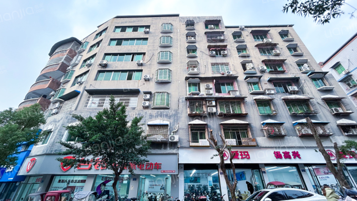 皮鞋城二路19号外景图