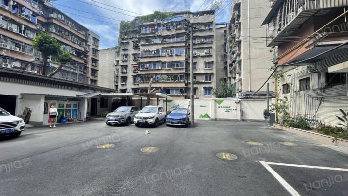 蜀汉路76号外景图