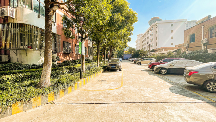 振光大厦外景图