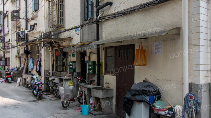 胶州路274弄外景图