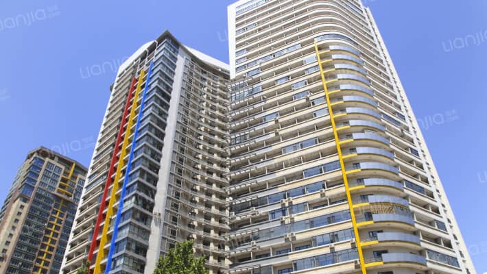 名仕财富中心外景图