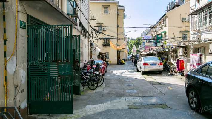 打浦路470弄外景图