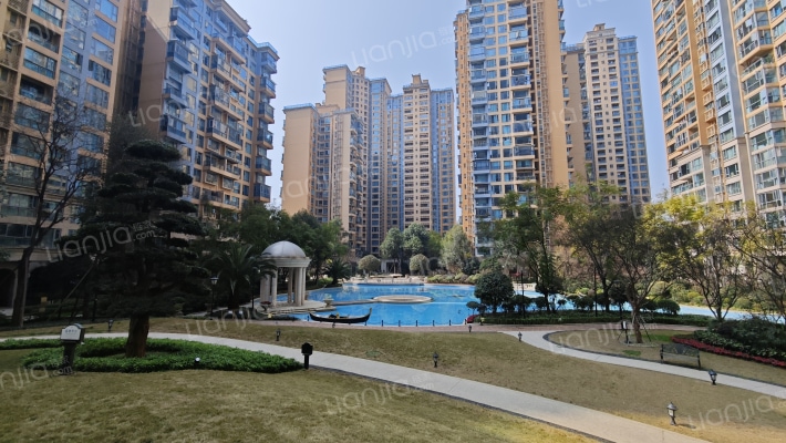 御龙山一期外景图