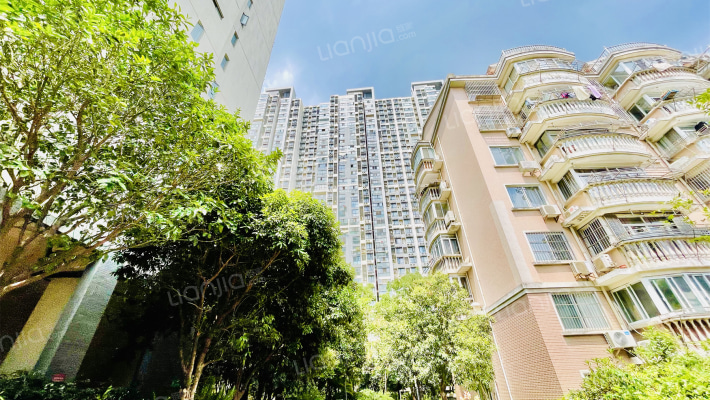 万达广场D区外景图