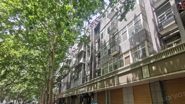 长线局小区外景图