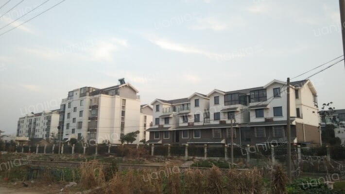 鸿顺花苑外景图