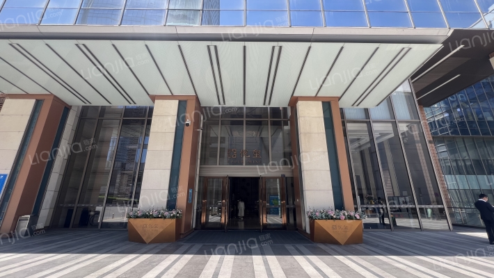 青岛华润中心·华润大厦外景图