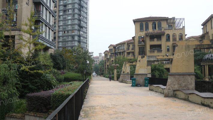 戈雅公寓外景图