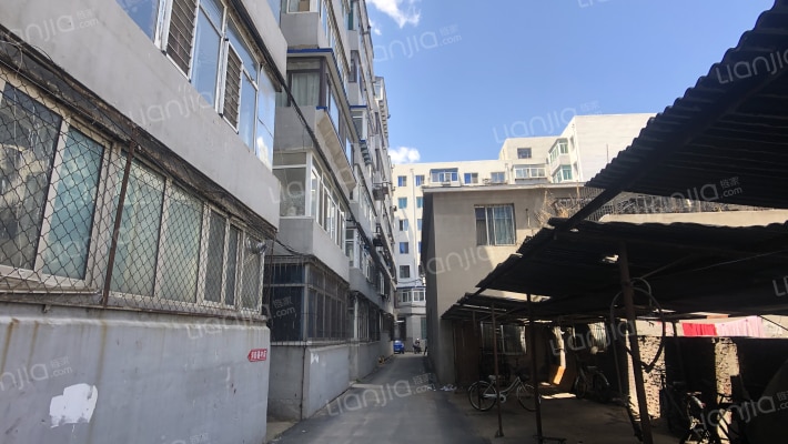 新华西社区外景图