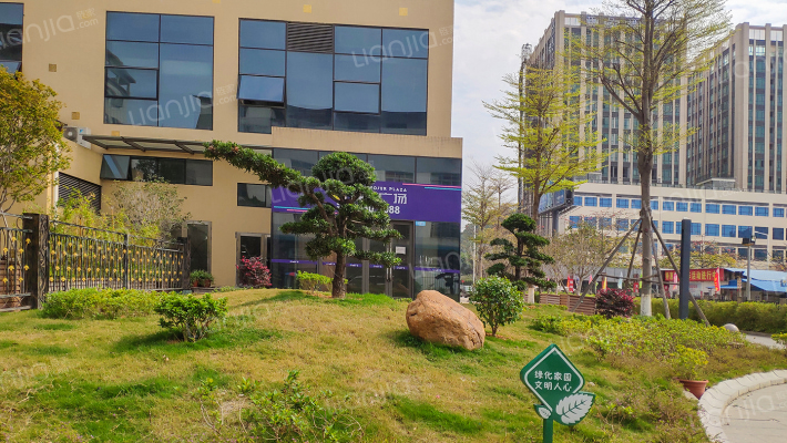 德基广场天悦外景图