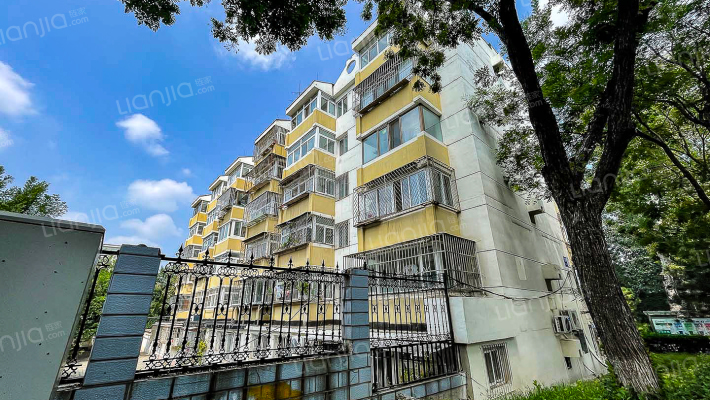 密云二中家属楼外景图