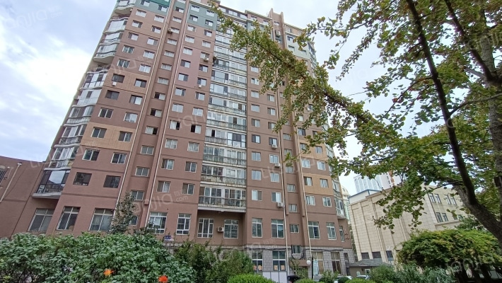 泰华公寓外景图