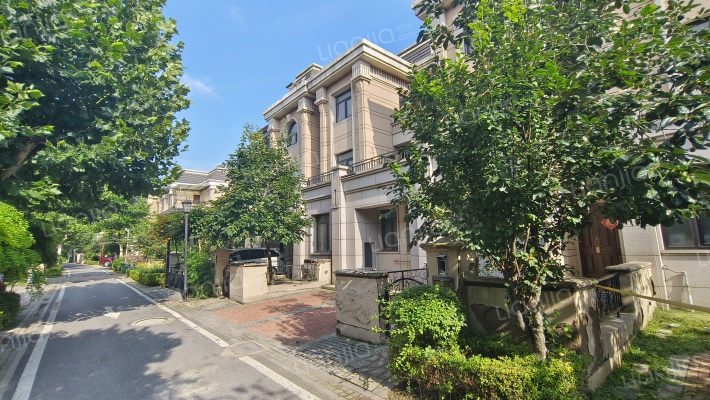 世茂融城外景图