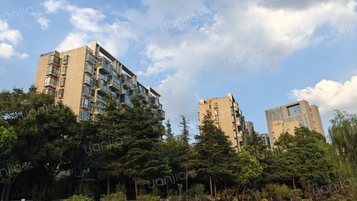 万达华府东苑外景图