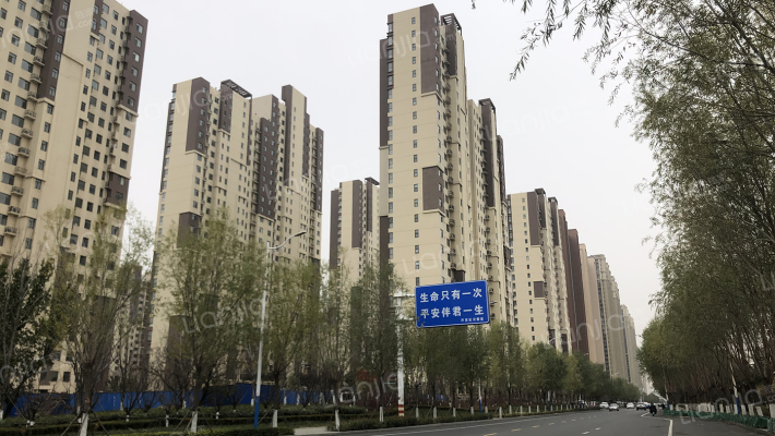 上居和园外景图