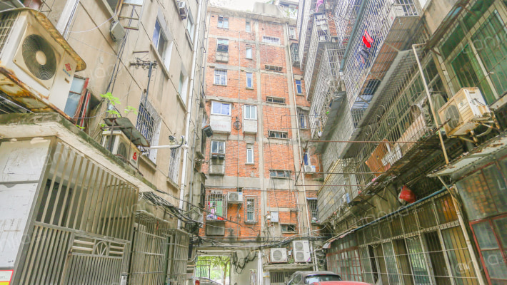 省委党校宿舍安全小区外景图