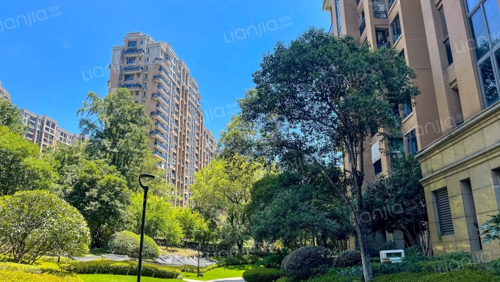 万家星城一期外景图