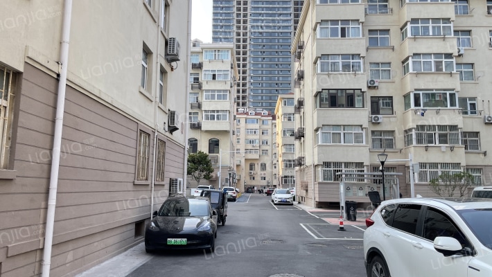 科大花园外景图